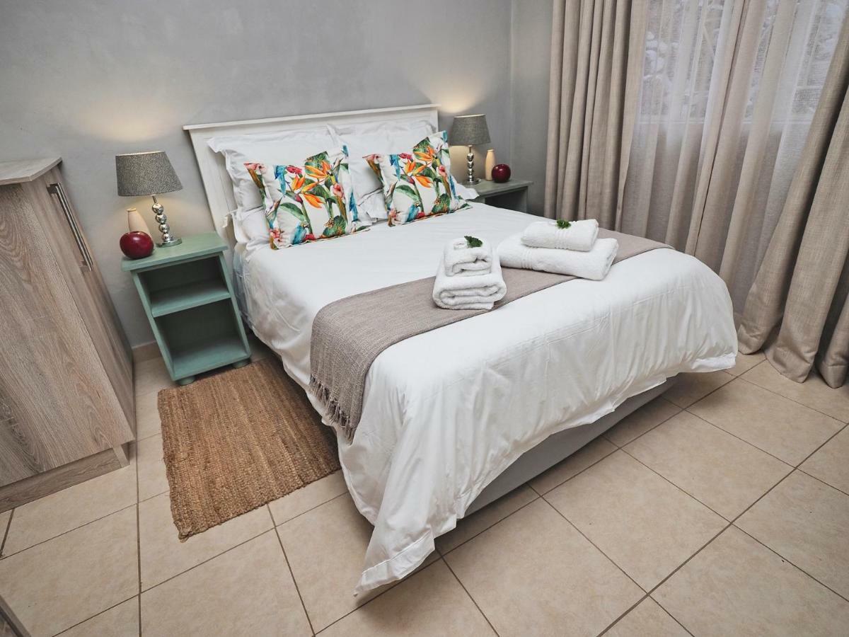 Poinsettia Family Cottage Hazyview Exteriér fotografie